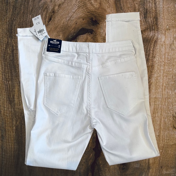 Women's Hollister White Distressed Ultra High-Rise Jean Legging 3R 26W/28L NWT - Picture 7 of 13